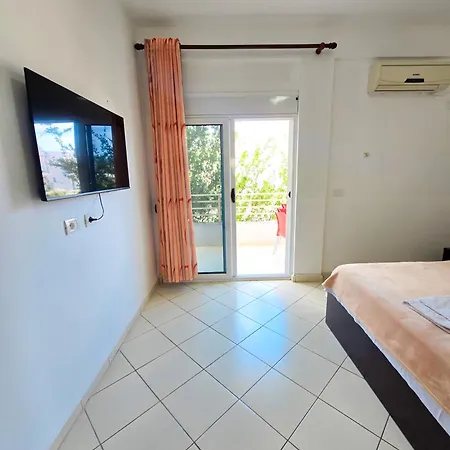 Azure Hotel 3*