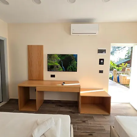 Hotel Azure