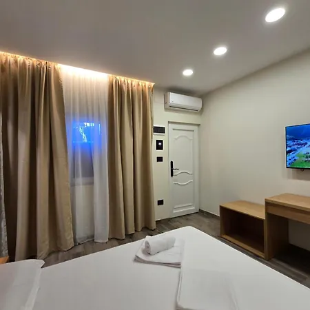 Hotel Azure Dhermi