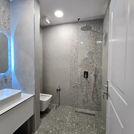 Azure Hotel 3*